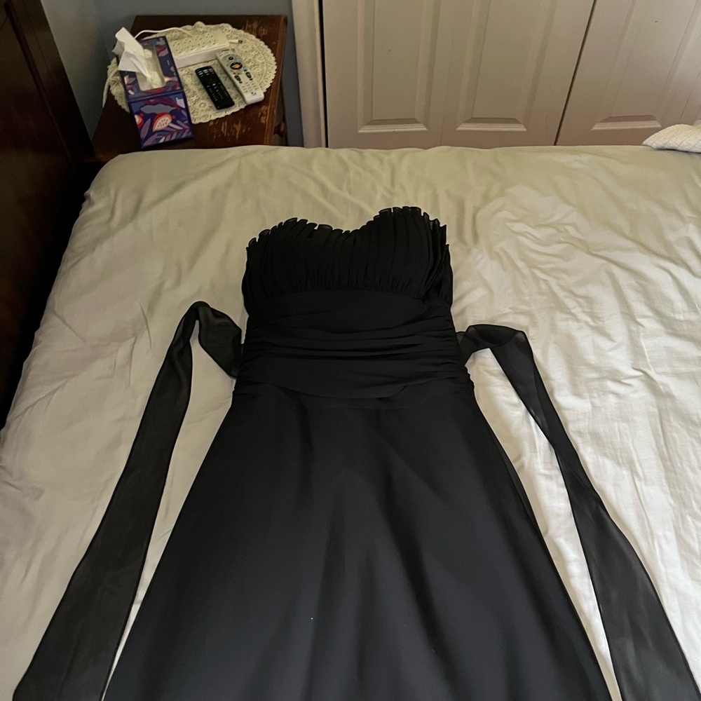 Elegant Black Strapless Dress